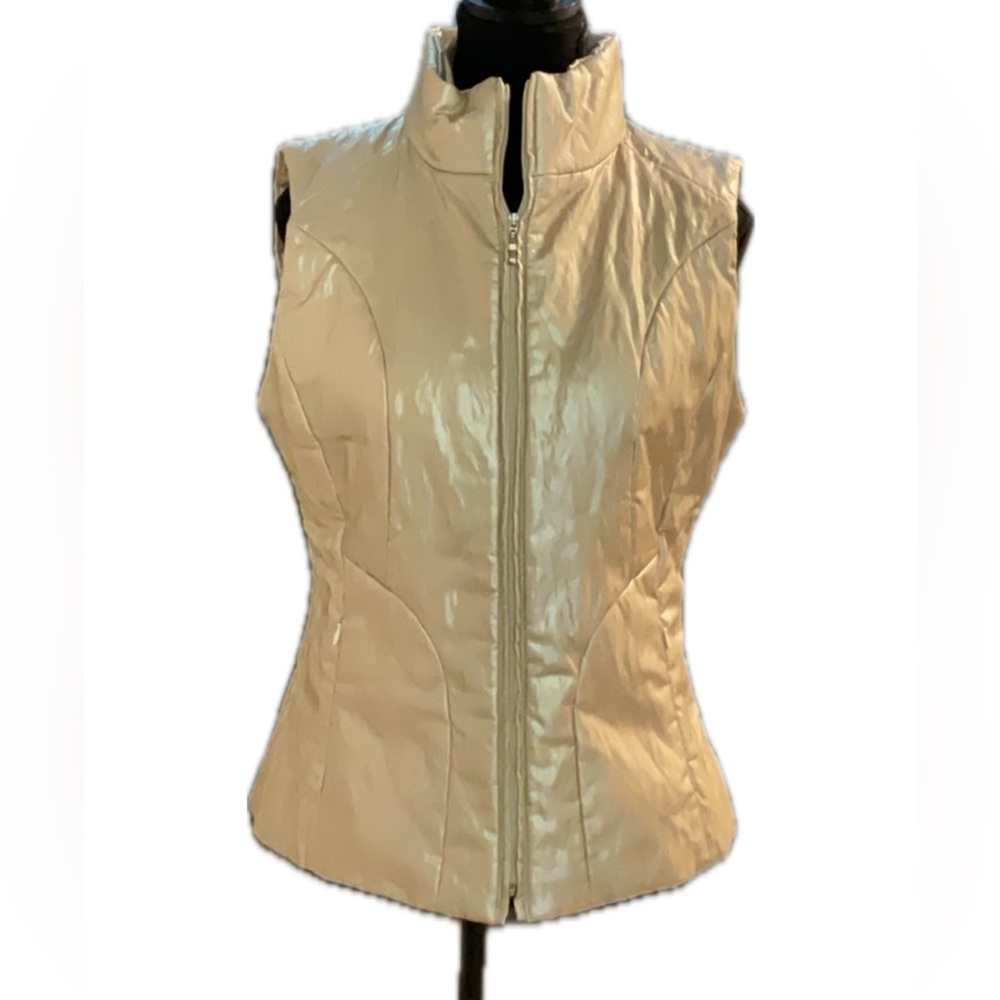 Like New TUZZI Gold Metallic Lined Vest .
